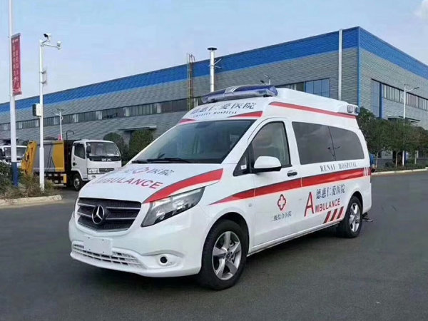 奔馳威霆高頂救護車